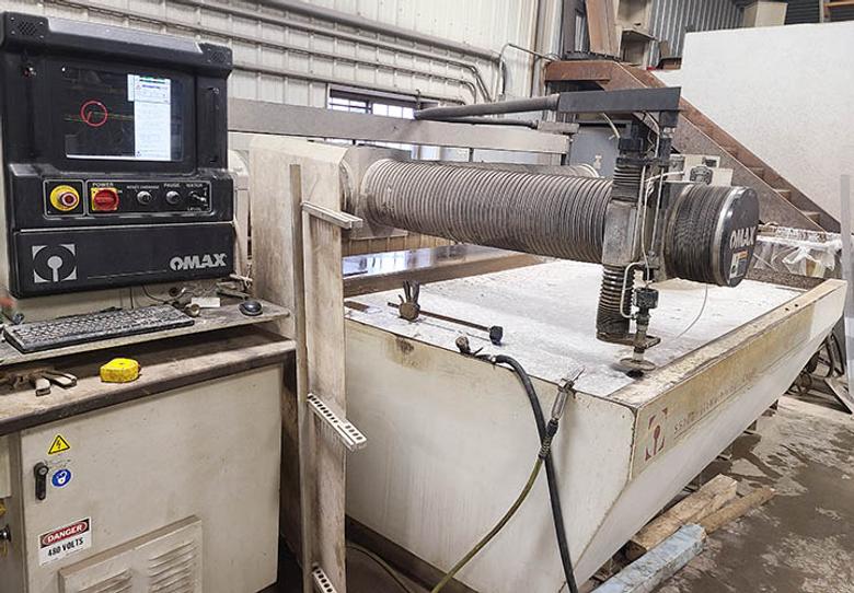 Omax 55100 4' x 8' Precision Waterjet, Omax 30 HP Variable Frequency Drive Pump, Water Level Control, SRS Garnet Cleanout System, 2005, Setup & Training Available