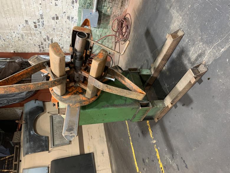 American Steel Line Co. 
Motorized Coil Reel
Model: 60
Capacity: 2500 lbs.