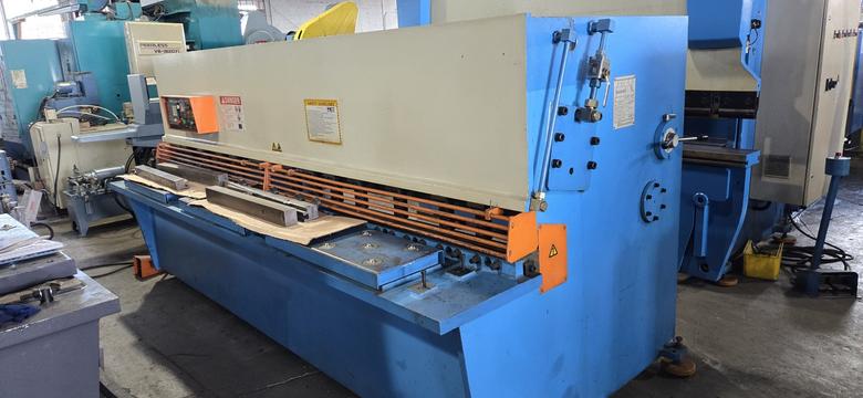 1/4" x 8' 10'OA WJM, #QC12K-6x3200, 15 HP, hyd, Estun E21S BG, Sheet lift, 2007