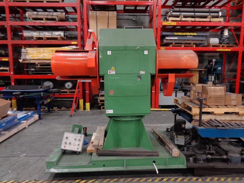 24" x 5,000Lb MTM Double End Uncoiler