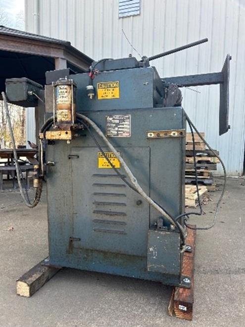 CWP 12" Wide Motorized Straightener, Model 12B, S/N M24076, .125 Max Thickness, 7 Straightening Rolls, STK# 1651M