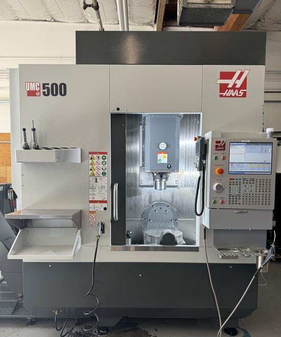 Year 2023, Low Hours, 50 ATC, 15K RPM, CAT-40, WIPS, CDF Chip Disc Filtration Chip Conveyor, High Speed Machining.