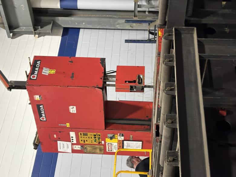 70" X 167" Table, AMADA VM3800 Vertical Plate Saw, 150"X, 31-1/2" Throat, 24" Ht, 2" Blade, Chip Auger, 10 HP, 1990