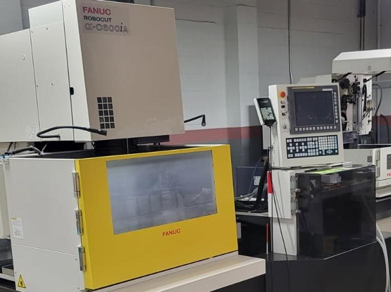 Fanuc Robocut C600iA W/ 16" Z Axis Wire EDM