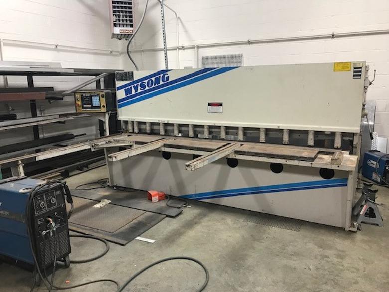 10' x 1/4" Hydraulic Shear, Programmable Back Gauge Controls, Squaring Arm, Supports