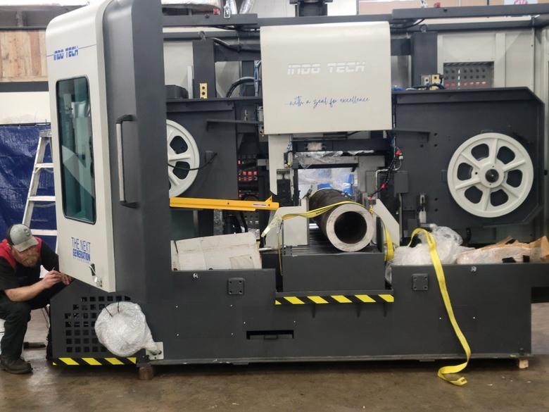 21" Dual column bandsaw, CNC