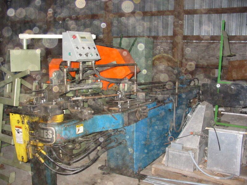 17 RPM 5HP Capacity: 1.575" Horizontal Dial-a-bend Controller /220V 3PHASE, RUNS GOOD BUT HAS BEEN IN STORAGE FOR ABOUT 8 YEARS / COMES WITH 1-1/2" AND 1-3/4" MANDRELLS. HAS A SMART RELAY CONTROL
