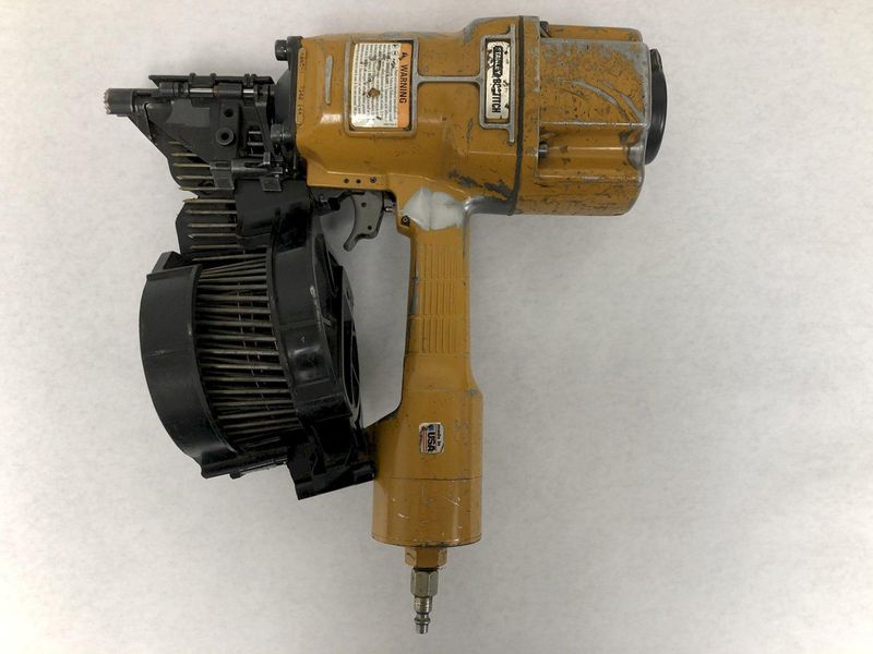 STANLEY BOSTITCH MODEL N860-1 PNUEMATIC NAILER: STOCK #14756