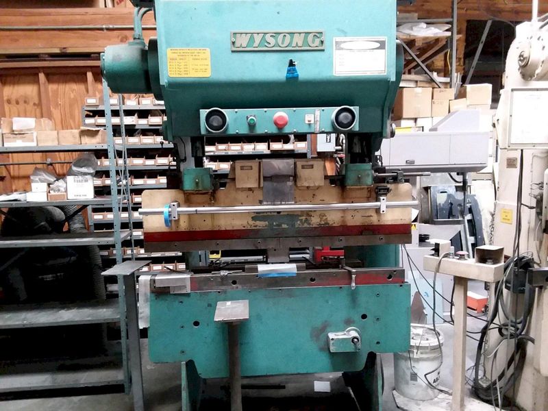 20 Ton x 4' Wysong H-2052 Hydra-Mechanical Press Brake