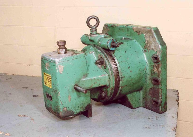 #6 KEARNEY & TRECKER SWIVEL RIGHT ANGLE MILLING HEAD:  STOCK #15902