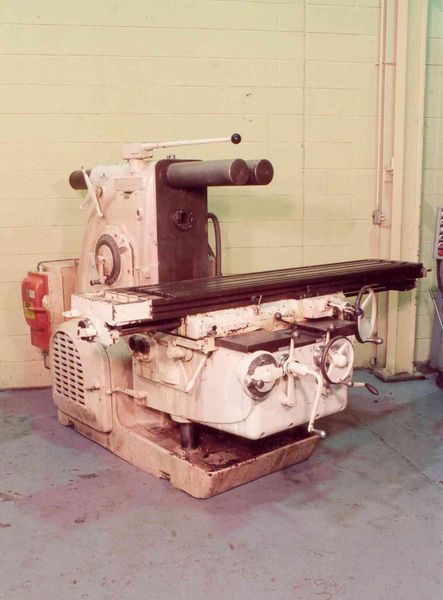 #4 KEARNEY & TRECKER #415TF PLAIN HORIZONTAL MILL: STOCK #16810