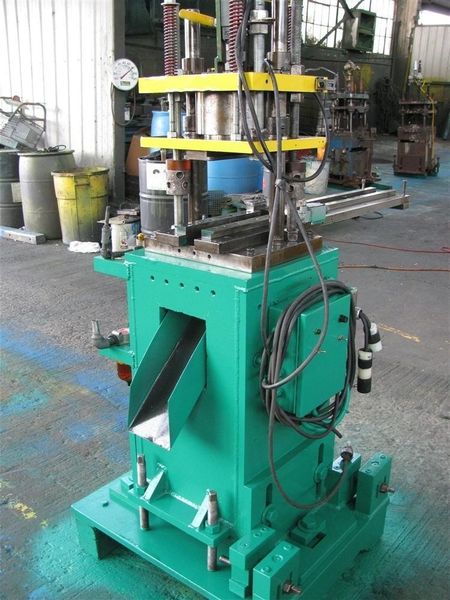 1 TON 2-POST AIR PRESS: STOCK #21067