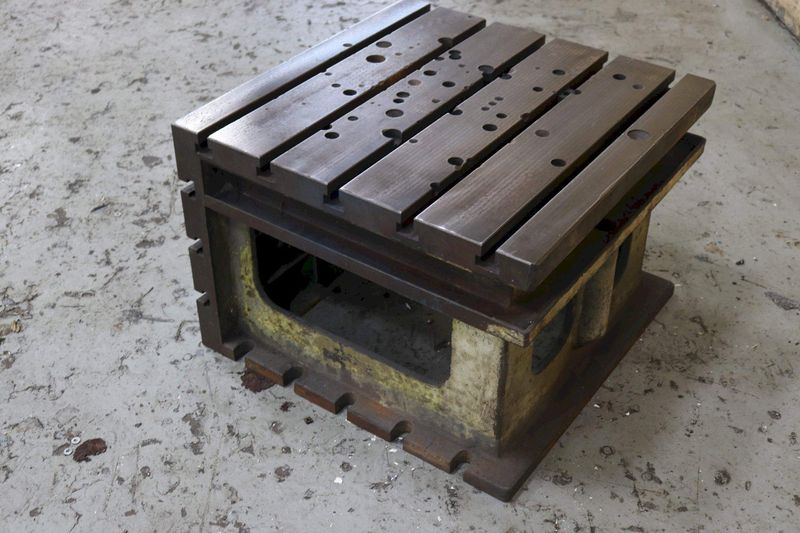 28' X 28' X 20' CARLTON BOX DRILL TABLE: STOCK #66499