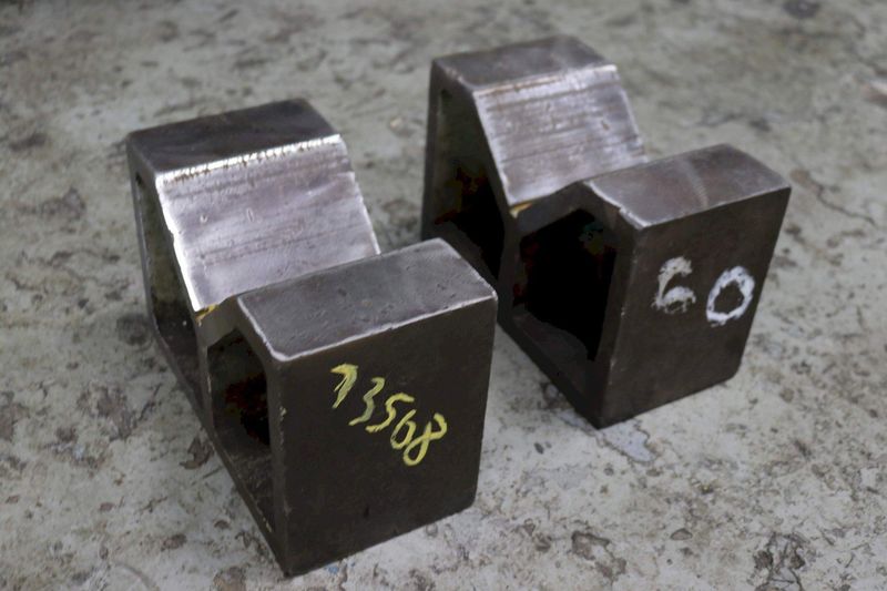 SET OF V BLOCKS: STOCK #73508