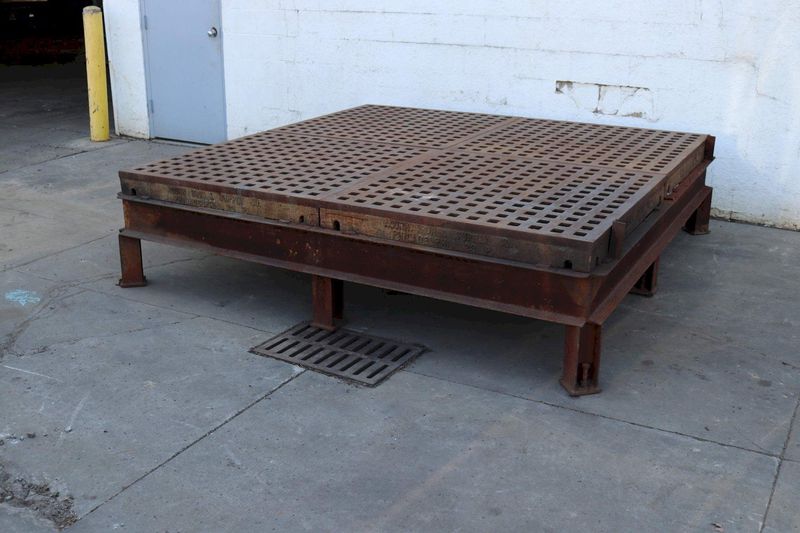 8' X 8' ACORN WELDING TABLE: STOCK #72752
