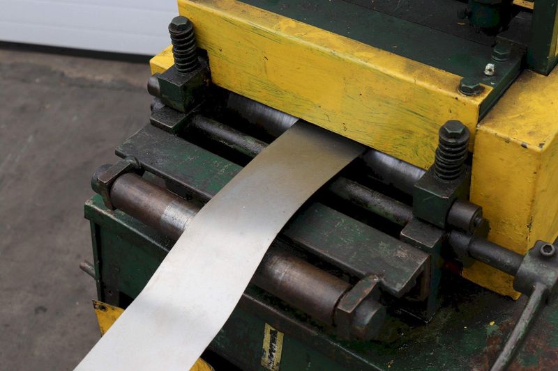 2000 LB X 10" ROWE COIL CRADLE STRAIGHTENER : STOCK #72708