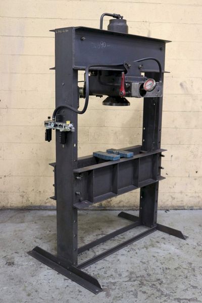 75 TON DAKE MODEL #6-475 PNEUMATIC H FRAME PRESS: STOCK #72552