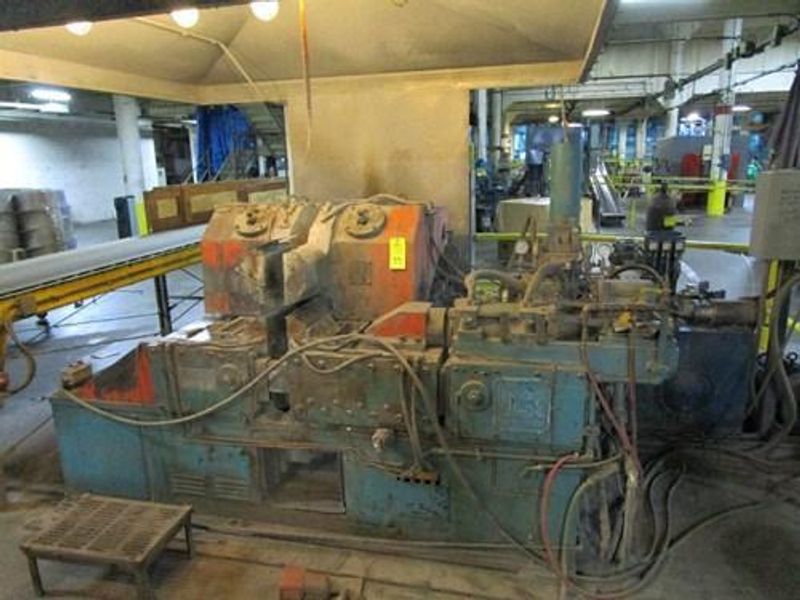 HESS 750 KVA FLASH BUTT WELDER: STOCK #69455