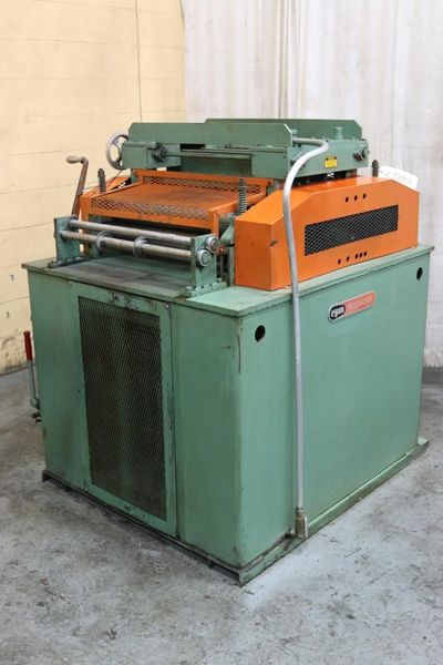 5000 LBS X 24" EGAN COIL REEL & 7 ROLL MOTORIZED STRAIGHTENER: STOCK #65813
