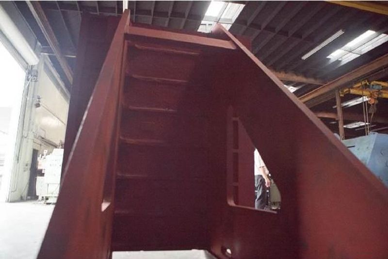 72" W X 89" H X 95" T & S ANGLE PLATE: STOCK #64379