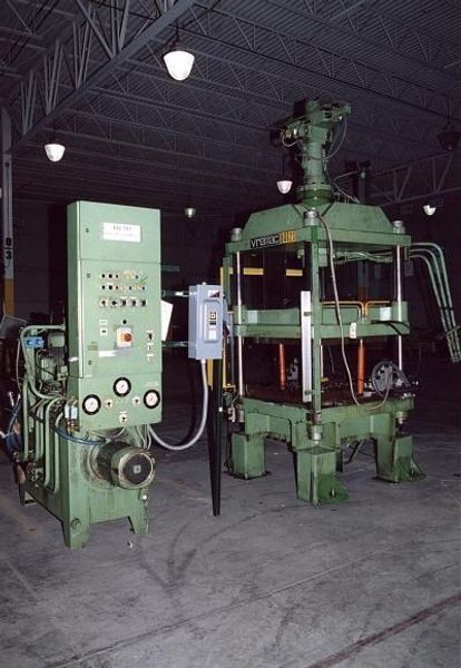 50 TON VREMAC 4-POST DOWNMOVING HYDRAULIC PRESS: STOCK #50291