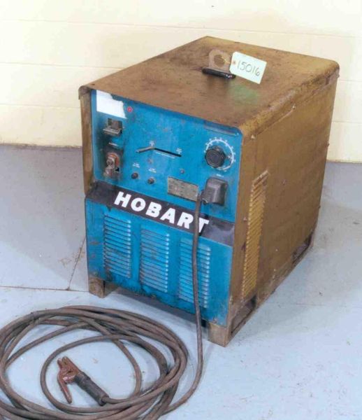 400 AMP HOBART WELDER: STOCK #15016