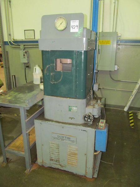 500 TON CLIFTON HYDRAULIC HOBBING PRESS: STOCK # 70430