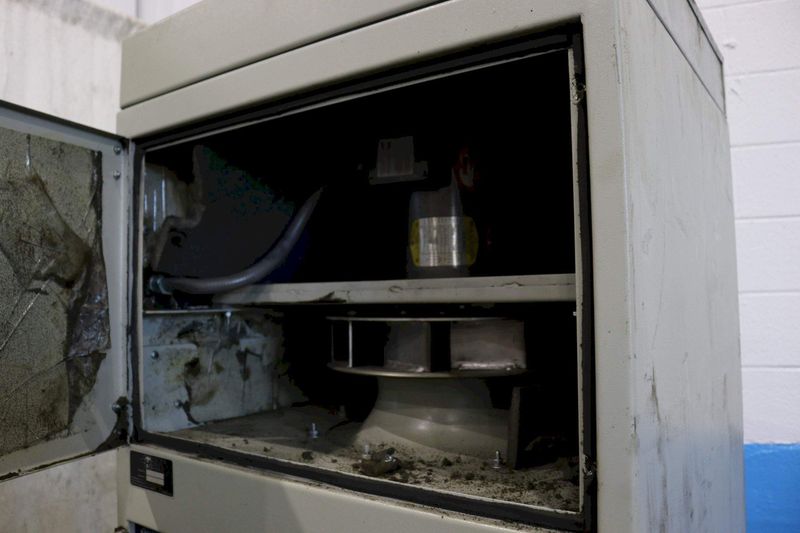 2000 CFM T & H INDUSTRIES  DUST COLLECTOR: STOCK #73492