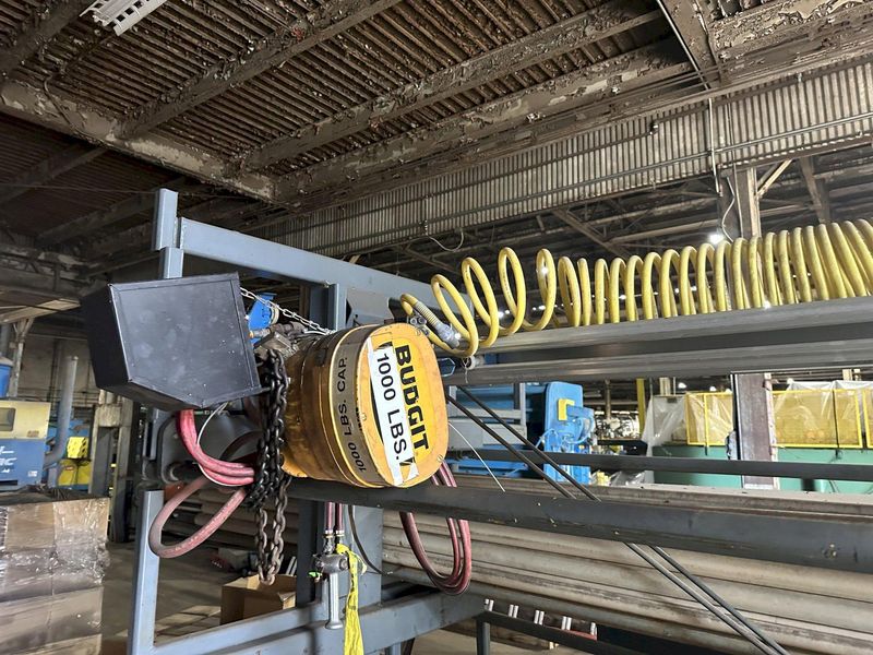 1000 LBS X 13' x 36' GORBEL OVERHEAD CRANE SYSTEM, WITH RUNWAY RAILS & PNEUMATIC BUDGET HOIST: S
