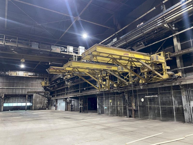 3 TON X 15' SHEPARD-NILES WALL MOUNTED POWERED GANTRY CRANE: STOCK 18472