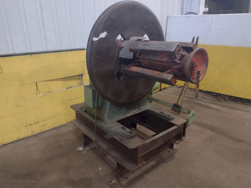 4,000 LB 2 TON x 24" LITTELL MODEL #40  MOTORIZED UNCOILER COIL REEL: STOCK #15324