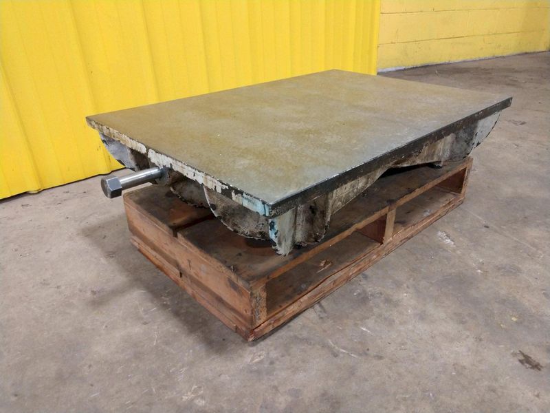 36" X 24" X 7.5" STEEL LAYOUT TABLE: STOCK 13635