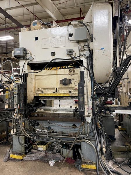 110 TON BROWN & BOGGS MODEL HP2-110 SRAIGHT SIDE PRESS: STOCK #15350