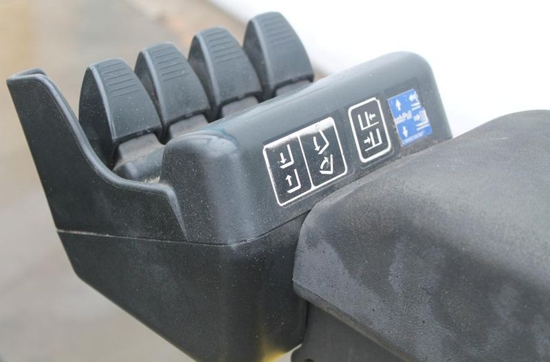 4400 LBS HYSTER LP GAS FORKLIFT: STOCK #63860