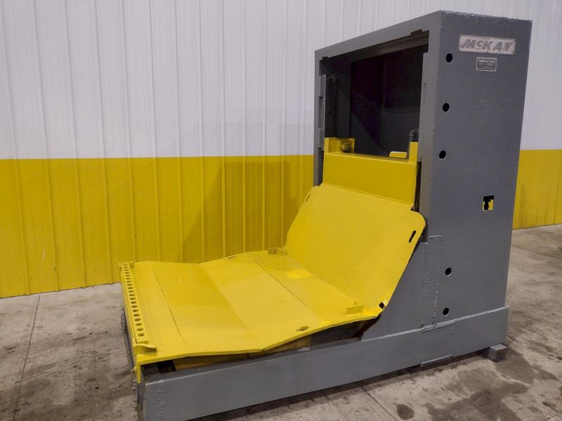 30,000 LBS MCKAY POWERED TRAVERSING & ELEVATING COIL CAR: STOCK #16919
