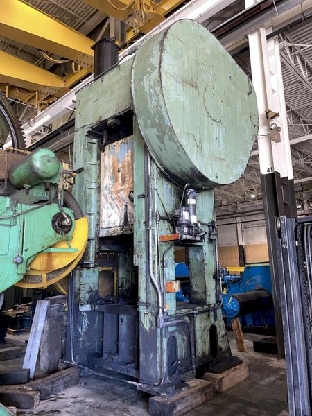 600 TON ERIE S1-600-42-48 STRAIGHT SIDE SSSC TRIM PRESS WITH 14" STROKE: STOCK 14809