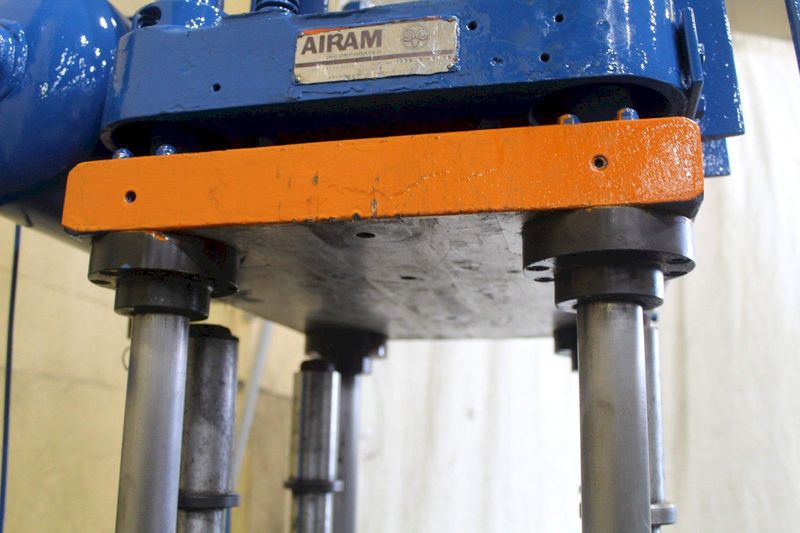 12 TON AIRRAM CUTOFF PRESS: STOCK #70586
