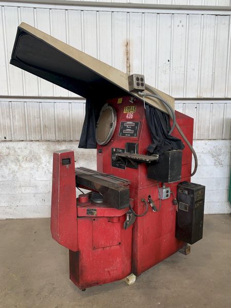 14" JONES & LAMSON OPTICAL COMPARATOR: STOCK #11981