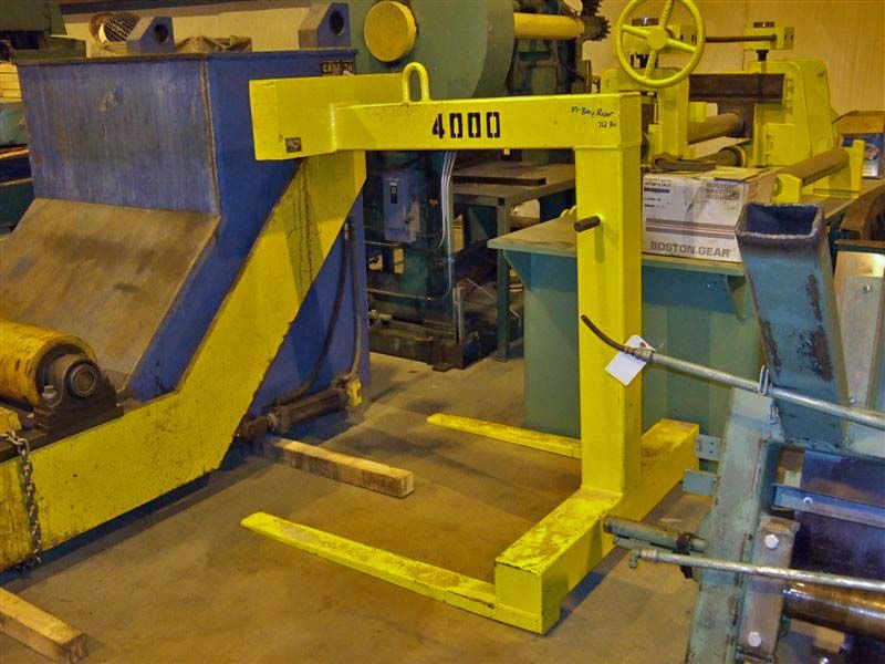 4,000# Cady Pallet Lifter