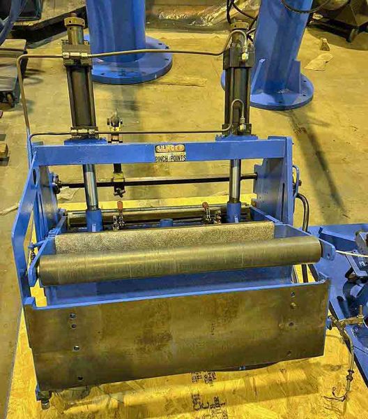 Tension Stand, Ruesch, 32" Wide
