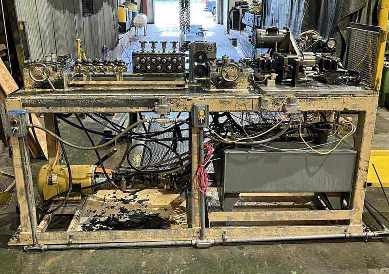 Tube Straightener and Cut-Off Machine, Komo Machine