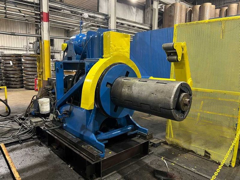 36" x 7.00" x  20,000# Wean Slitting Line