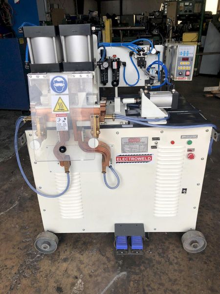 Electroweld Model RBW-100PN Pneumatically Operated 100  KVA Butt Welder