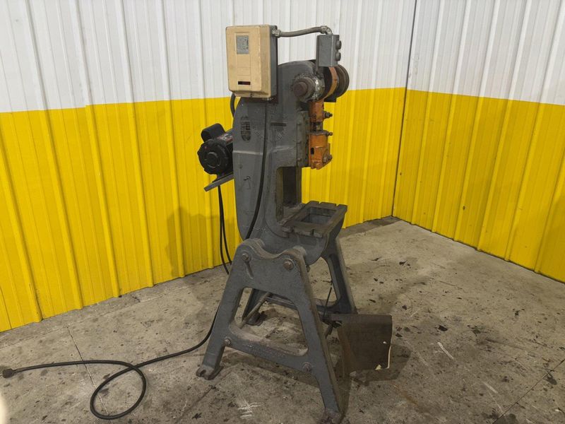 12 TON ALVA ALLEN MODEL #BT12 OBI PUNCH PRESS: STOCK #23376