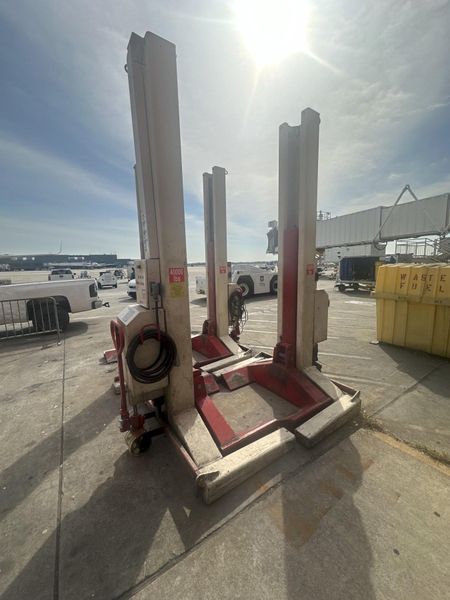 160,000 LB STERTIL KONI MODEL #ST-1175 HEAVY DUTY COLUMN LIFT JACKS: STOCK #19610