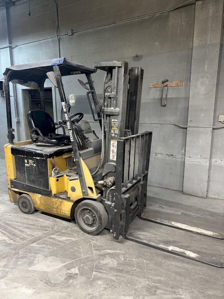 3500 LB MITSUBISHI MODEL FBC18N ELECTRIC FORKLIFT: STOCK #17436