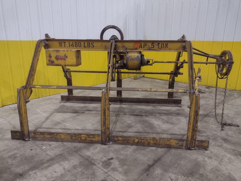 10,000 LBS X 96" CF ADJUSTABLE PLATE & SHEET LIFTER: STOCK #22326