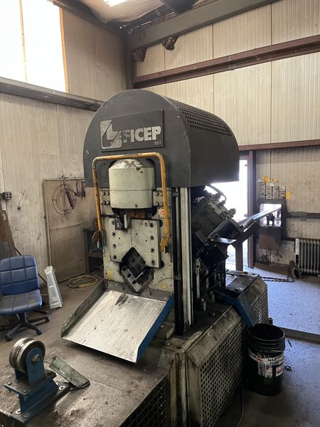 2002 Ficep A-152 Angle Line (#5607)