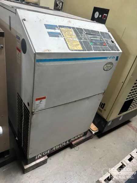 Ingersoll Rand SSR-EP25SE Rotary Screw Air Compressor - 25 HP #7165 #1