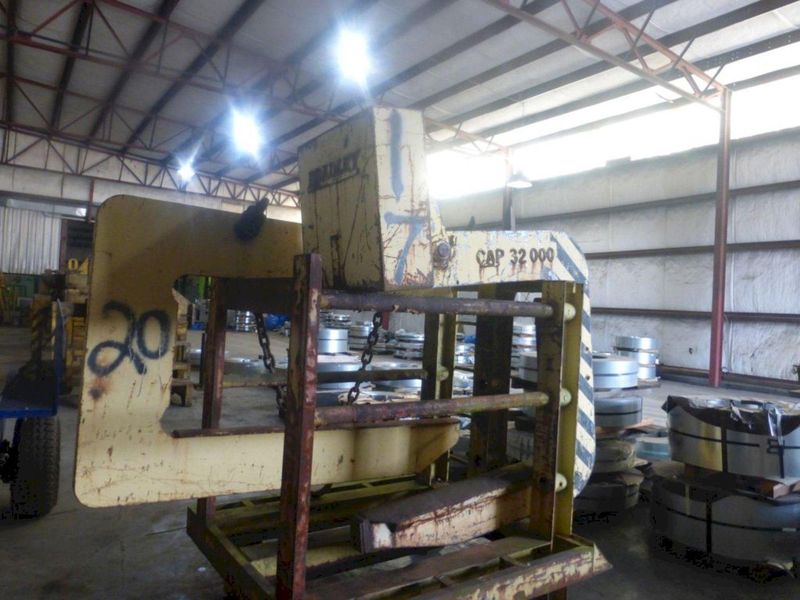 32,000 LB X 38" BRADLEY COIL LIFT C HOOK: STOCK 13229